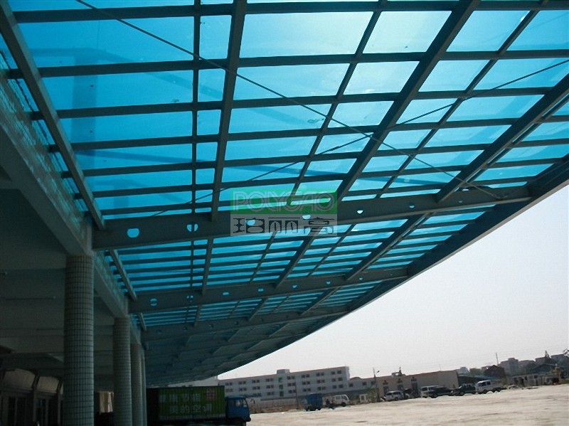 Four wall polycarbonate sheet