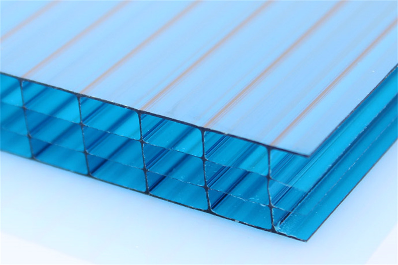 Four wall polycarbonate sheet